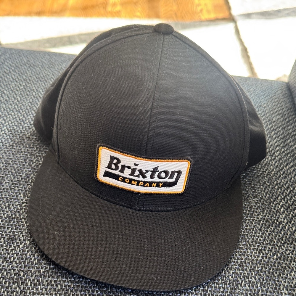 NWOT Brixton Black Cap with Logo Detail